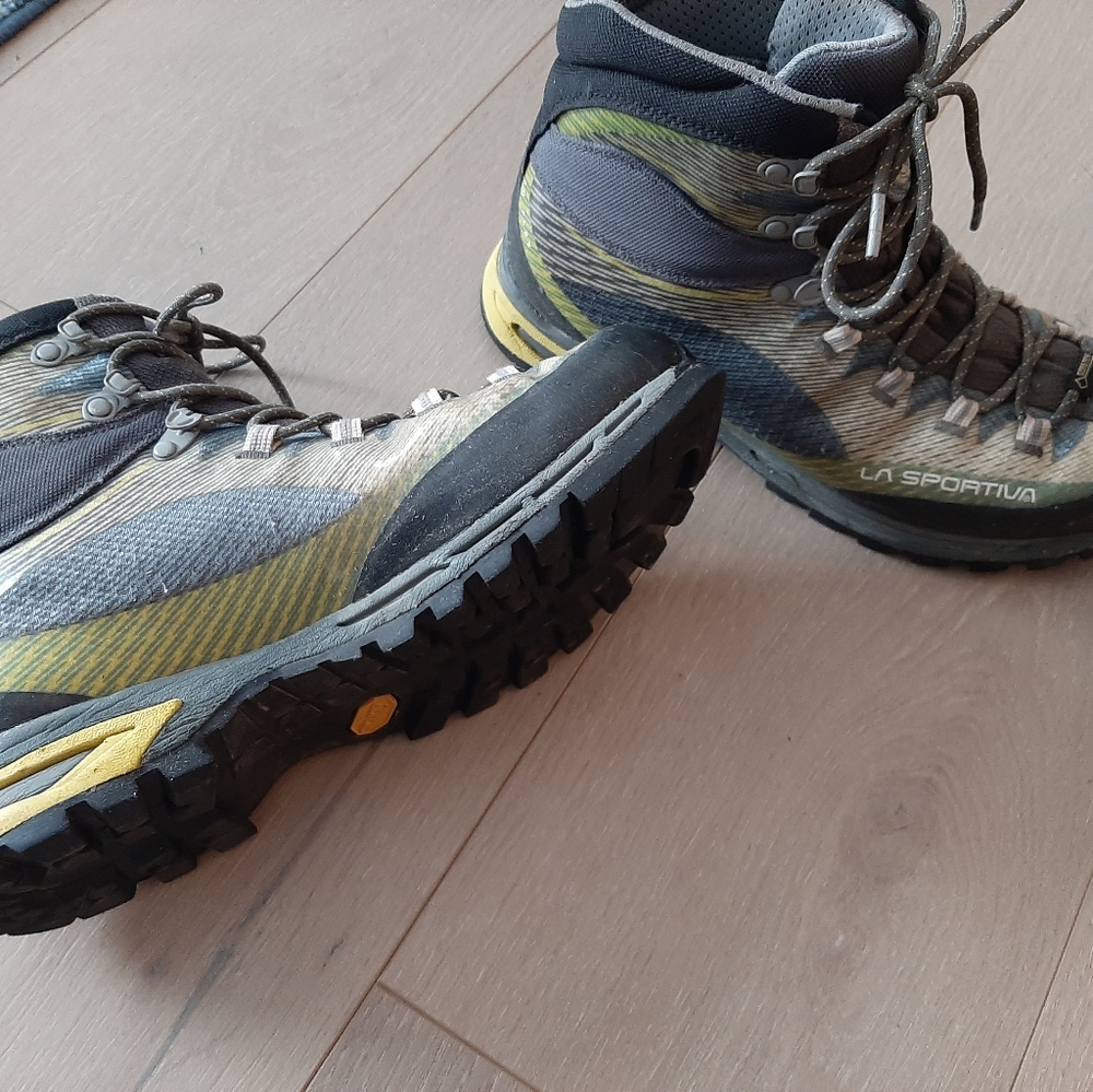 La sportiva women's hiking boots